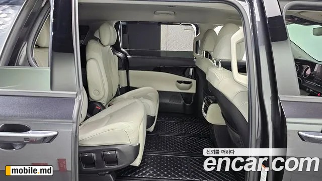 2021 Kia Canival — photo 11