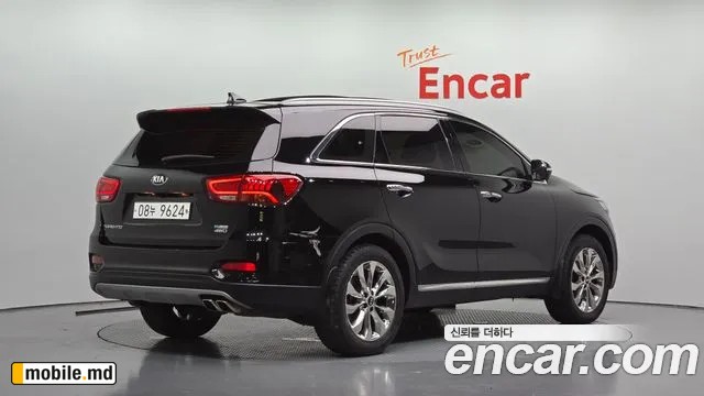 2018 Kia Sorento — photo 2