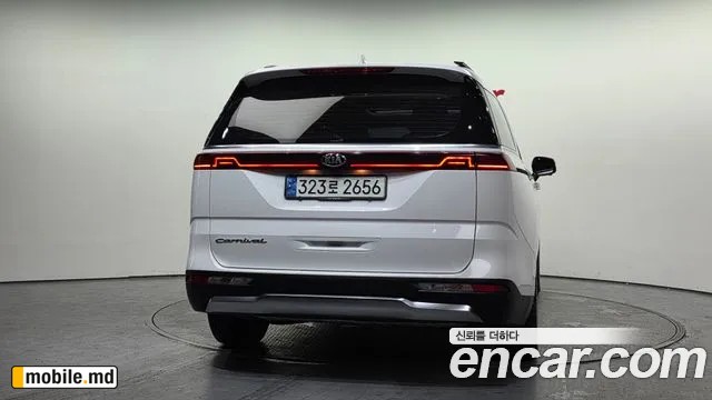 2021 Kia Canival — photo 4