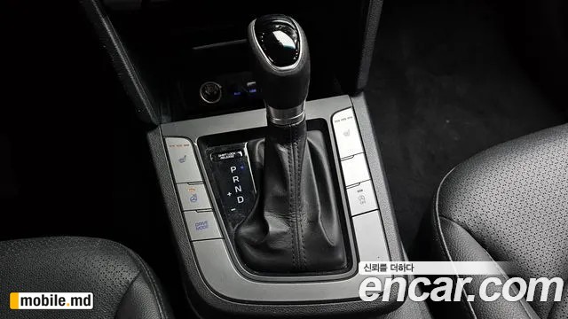 2016 Hyundai Avante — photo 9