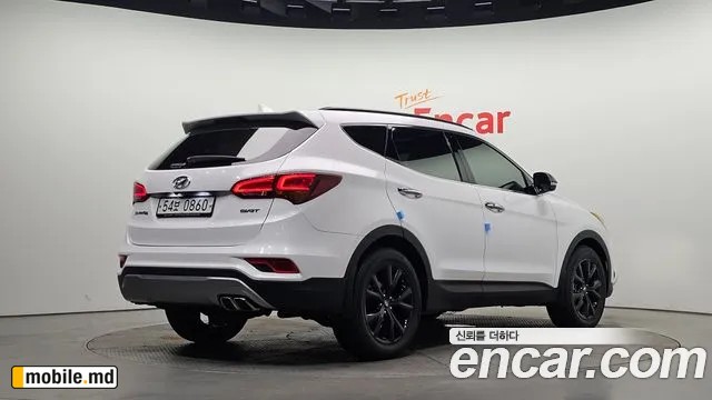 2016 Hyundai Santafe — photo 2