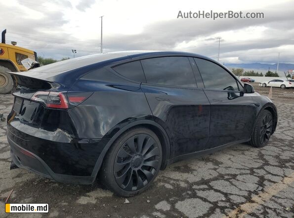 2023 Tesla Model Y — photo 3