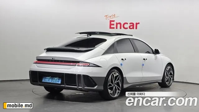 2024 Hyundai IONIQ — photo 2