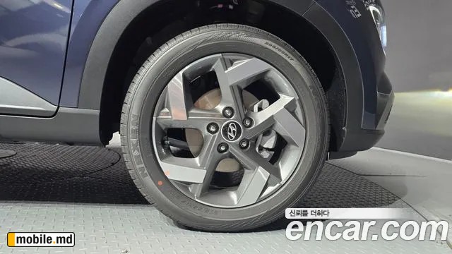 2027 Hyundai Venue — photo 21