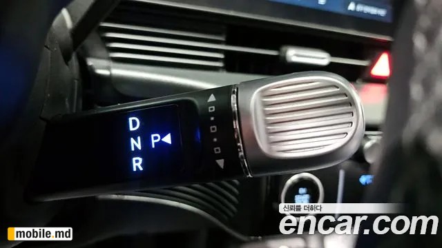 2025 Hyundai IONIQ — photo 9