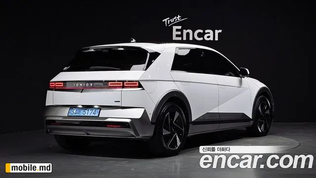 2025 Hyundai IONIQ — photo 2
