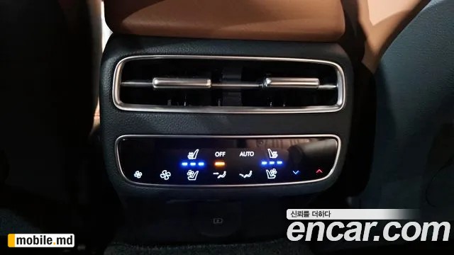 2025 Genesis GV70 — photo 20