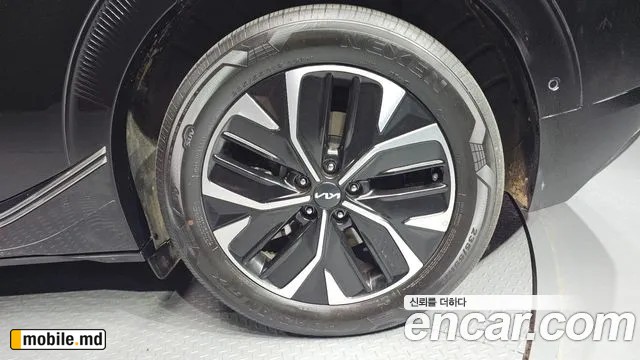 2023 Kia EV6 — photo 21