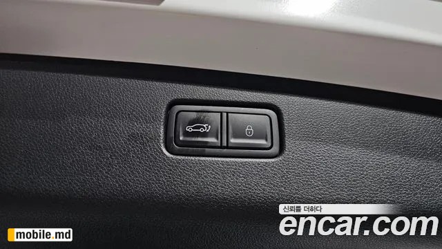 2025 Genesis GV70 — photo 28