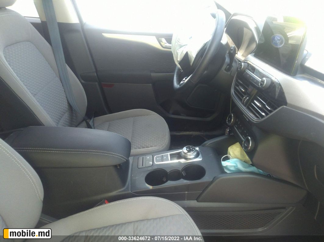 2020 Ford Escape — photo 5