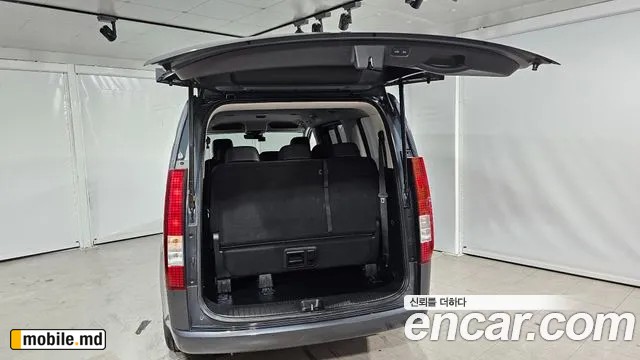 2022 Hyundai Staria — photo 20