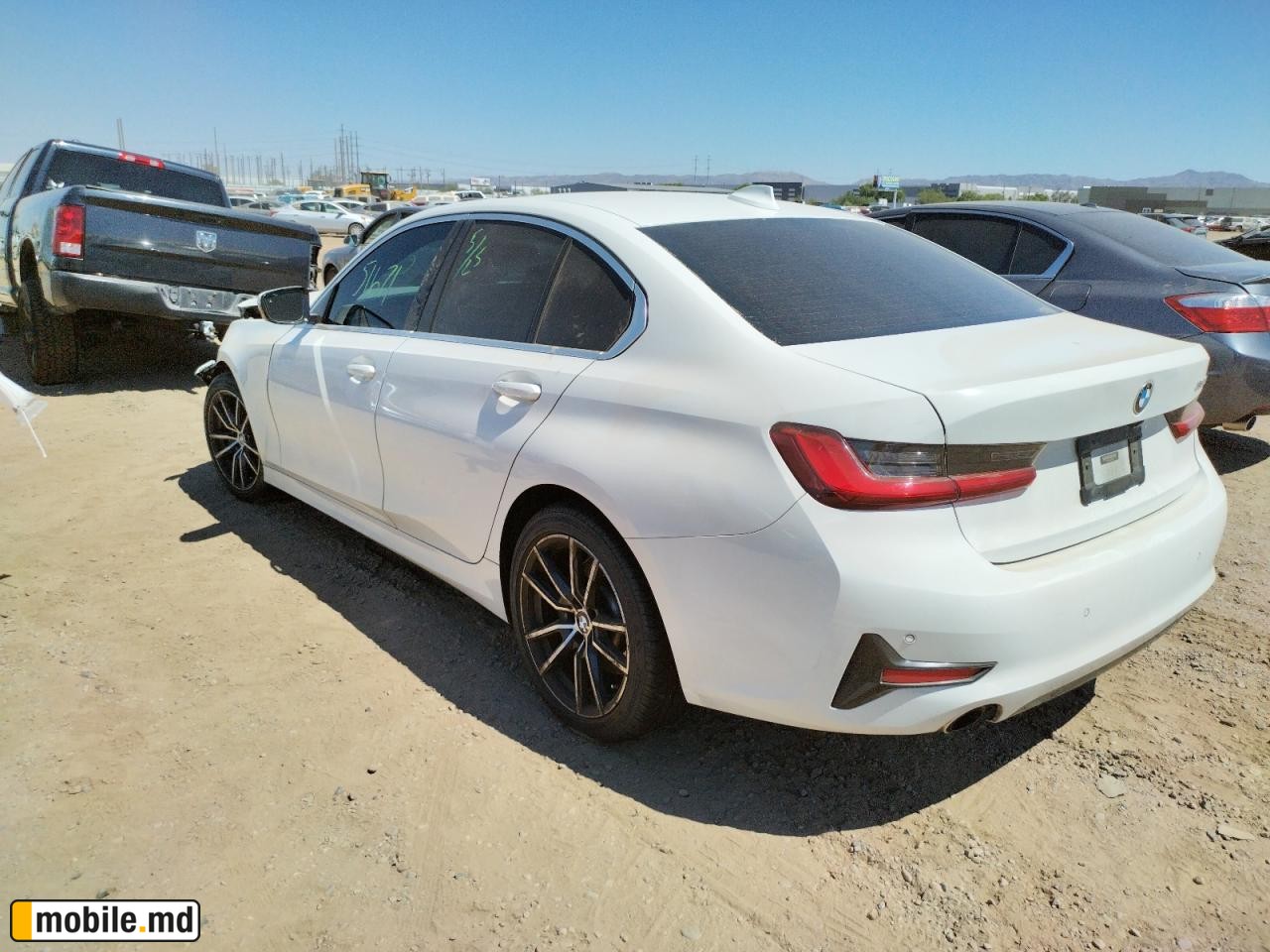 2020 BMW 330I — photo 3