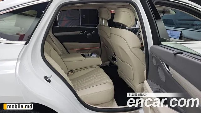 2026 Genesis G80 — photo 12