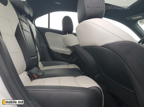 2019 Mercedes-Benz A 220 4Matic — photo 10