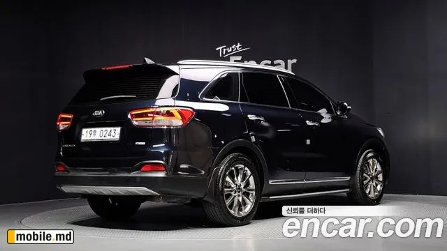 2017 Kia Sorento — photo 2