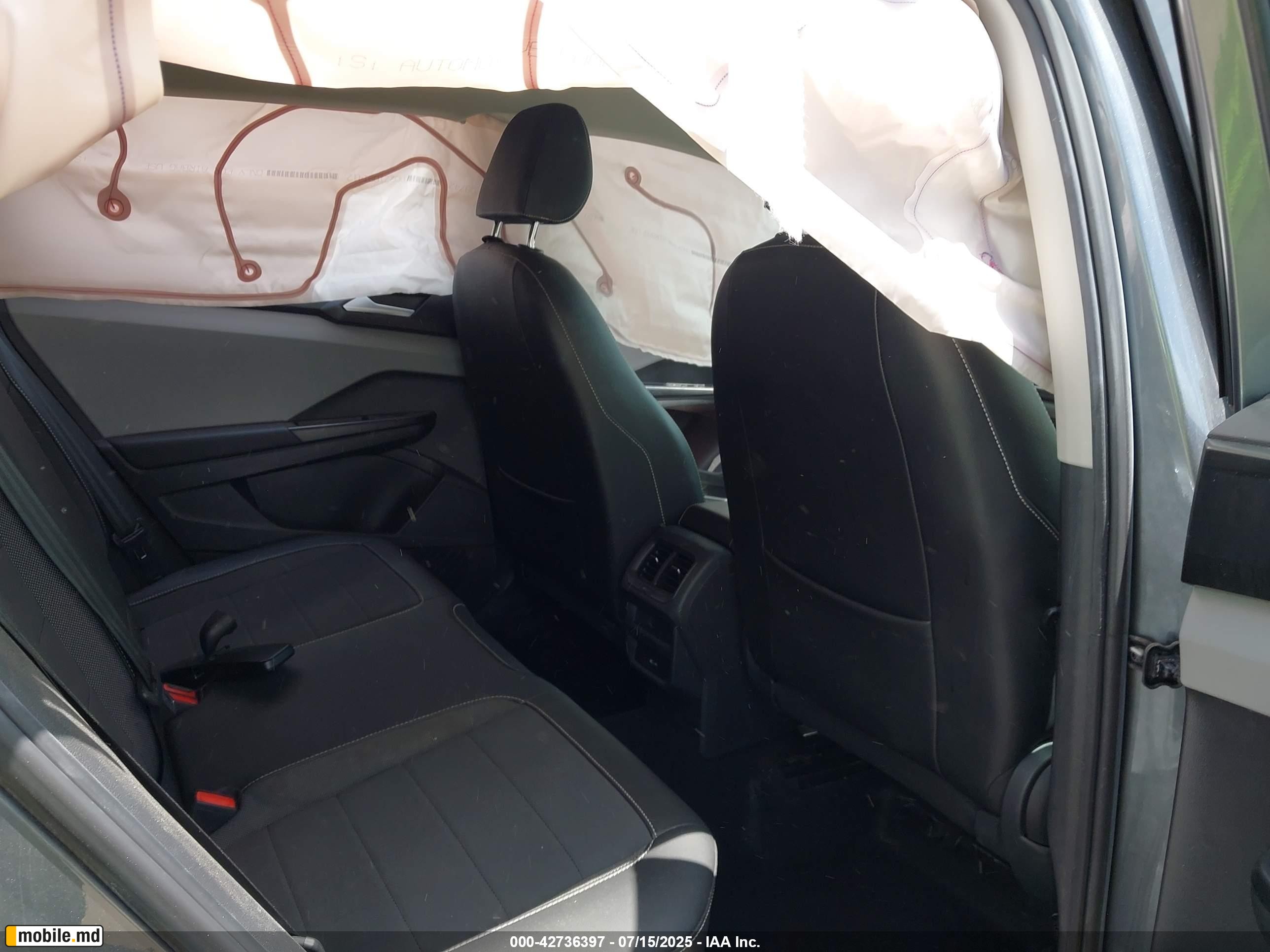 2022 Volkswagen Taos — photo 8