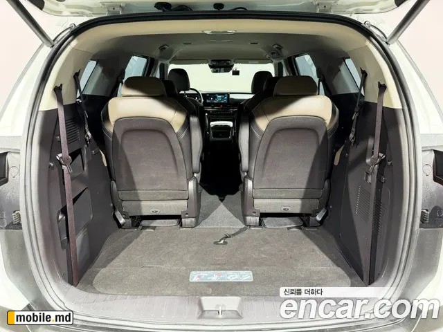 2025 Kia Canival — photo 10