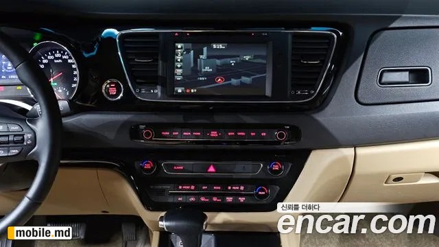2018 Kia Canival — photo 14