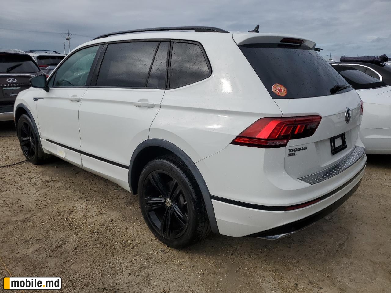 2019 Volkswagen Tiguan — photo 2