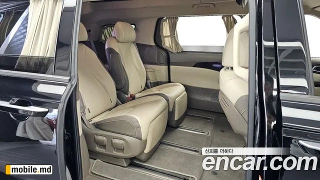 2021 Kia Canival — photo 12