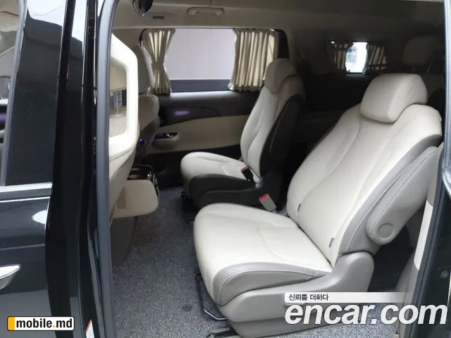 2023 Kia Canival — photo 12