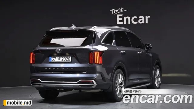 2021 Kia Sorento — photo 2