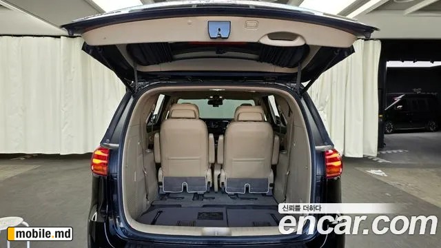2020 Kia Canival — photo 20
