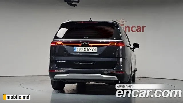 2023 Kia Canival — photo 4