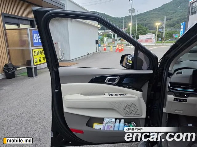 2025 Kia Canival — photo 13