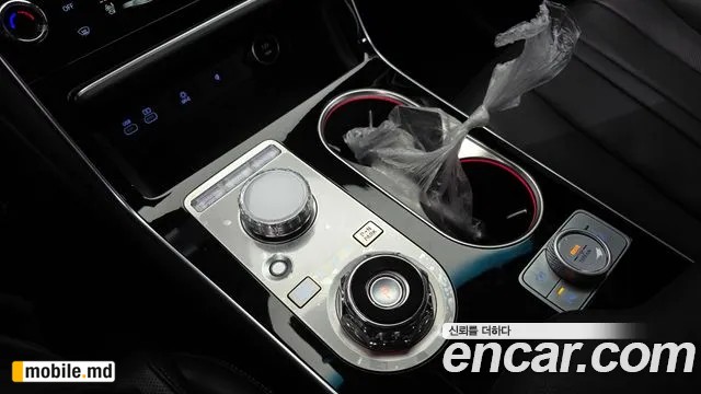 2025 Genesis GV80 — photo 9