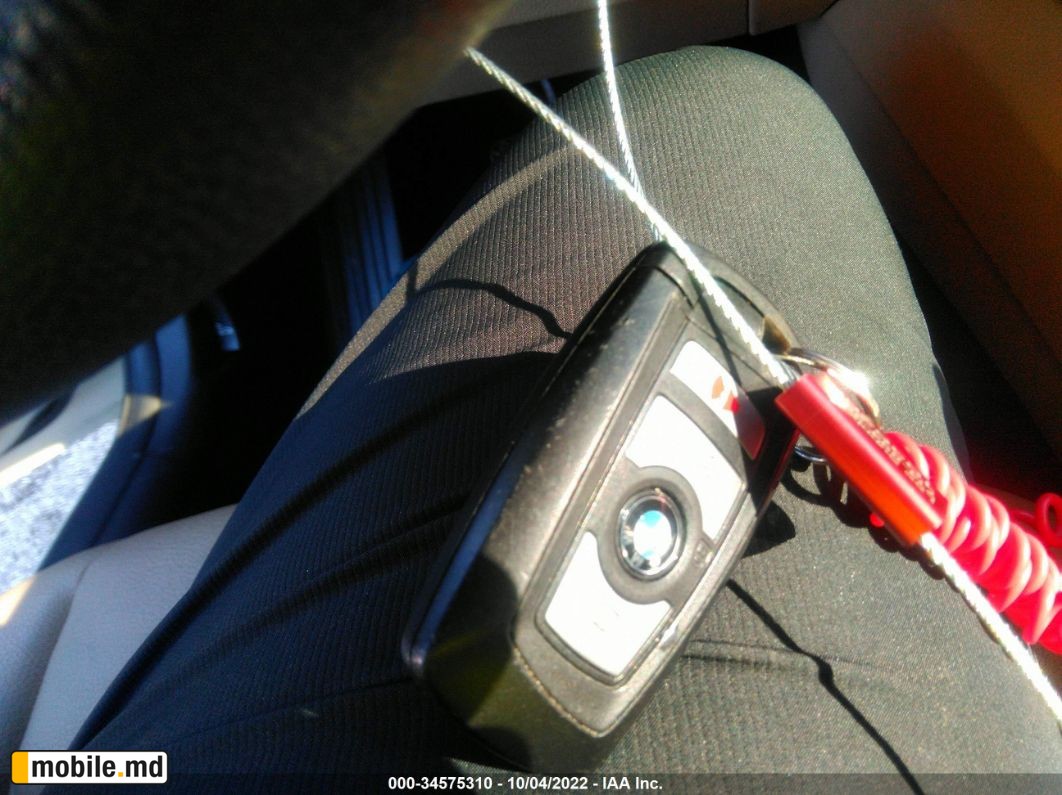 2017 BMW 3 Series — photo 11