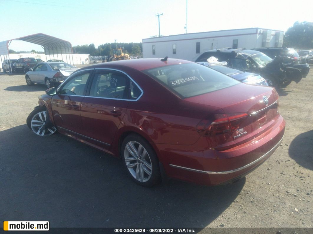2018 Volkswagen Passat — photo 3