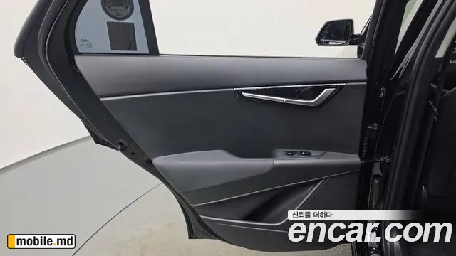 2023 Kia Niro — photo 25