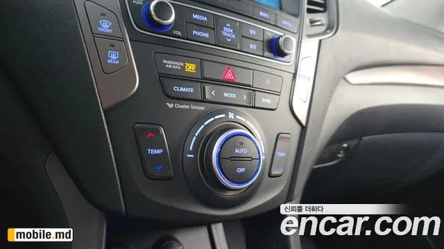 2017 Hyundai Santafe — photo 30