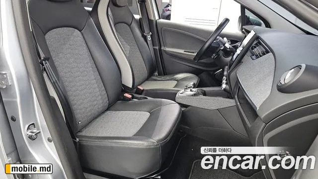 2021 Renault Zoe — photo 26