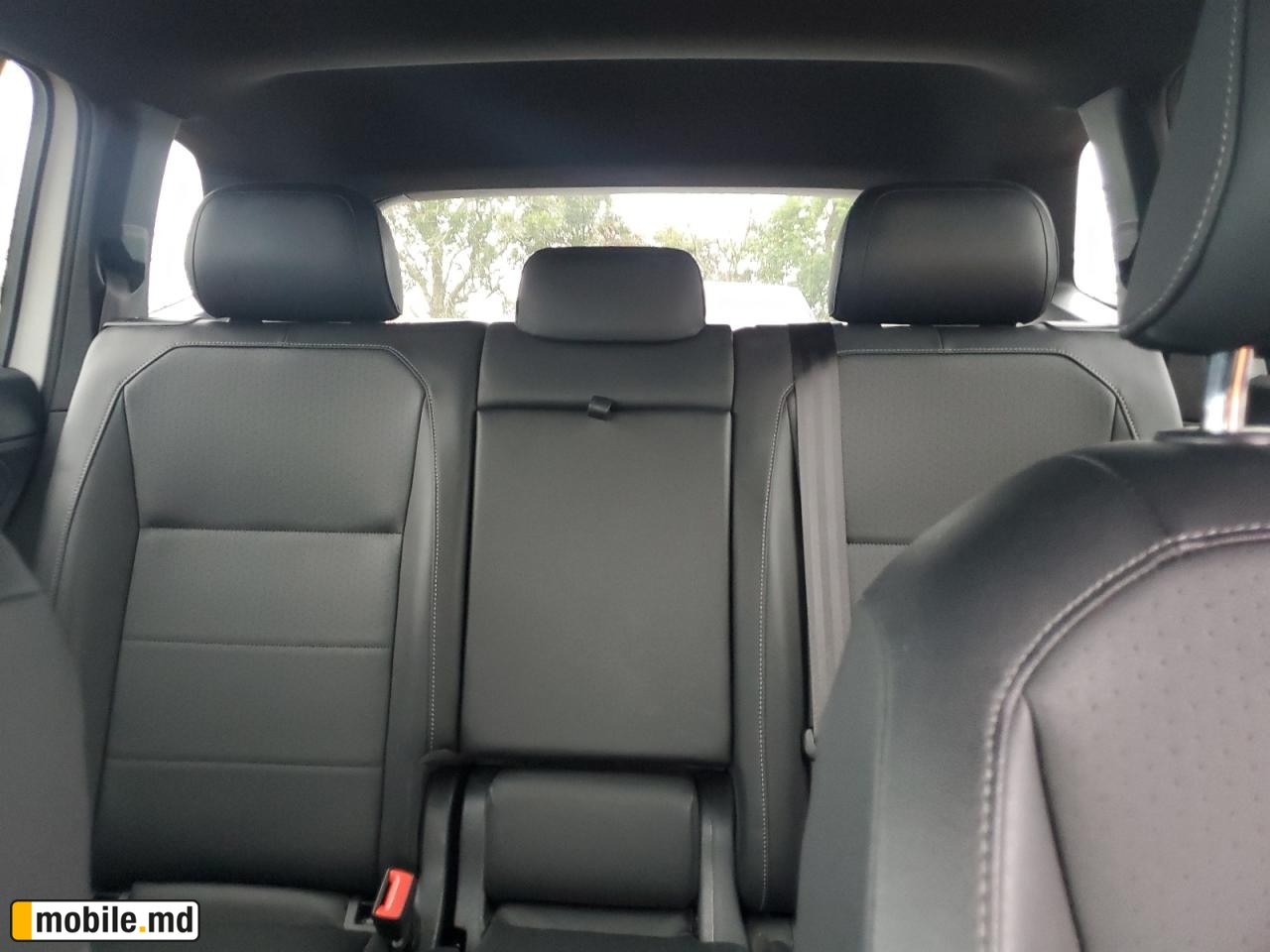 2019 Volkswagen Tiguan — photo 10