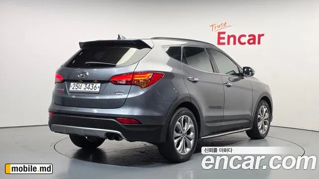 2015 Hyundai Santafe — photo 2