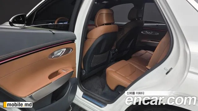 2025 Genesis GV70 — photo 12