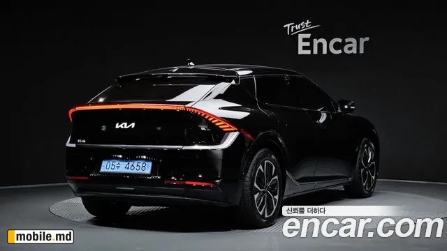 2023 Kia EV6 — photo 2