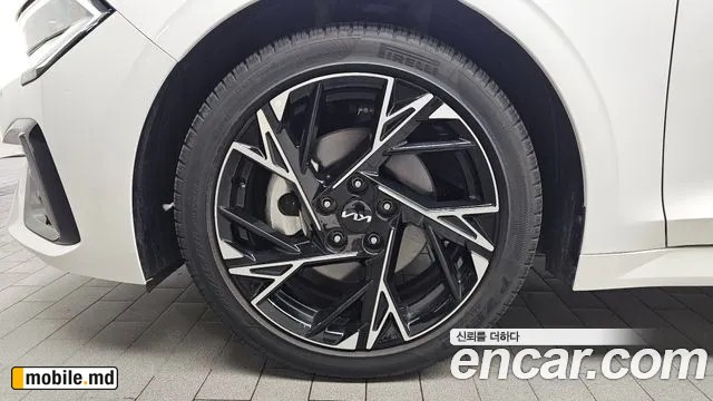 2025 Kia K5 — photo 5
