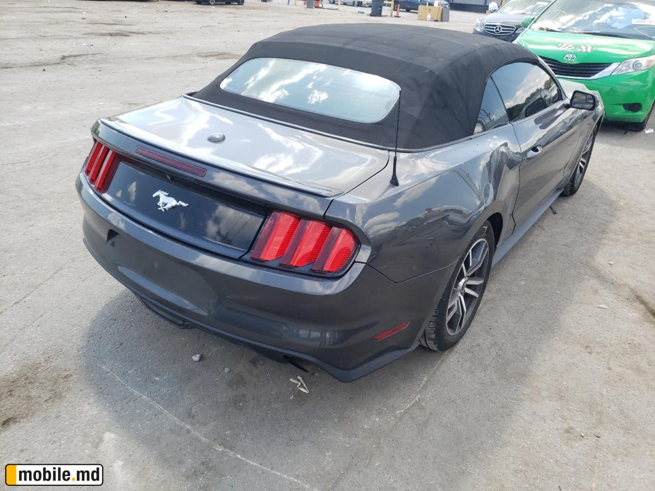 2015 Ford Mustang — photo 4