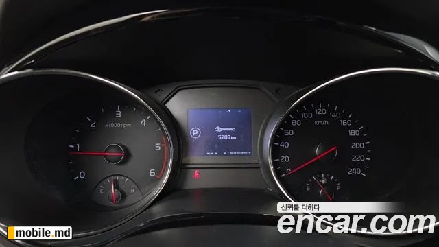 2017 Kia Canival — photo 8