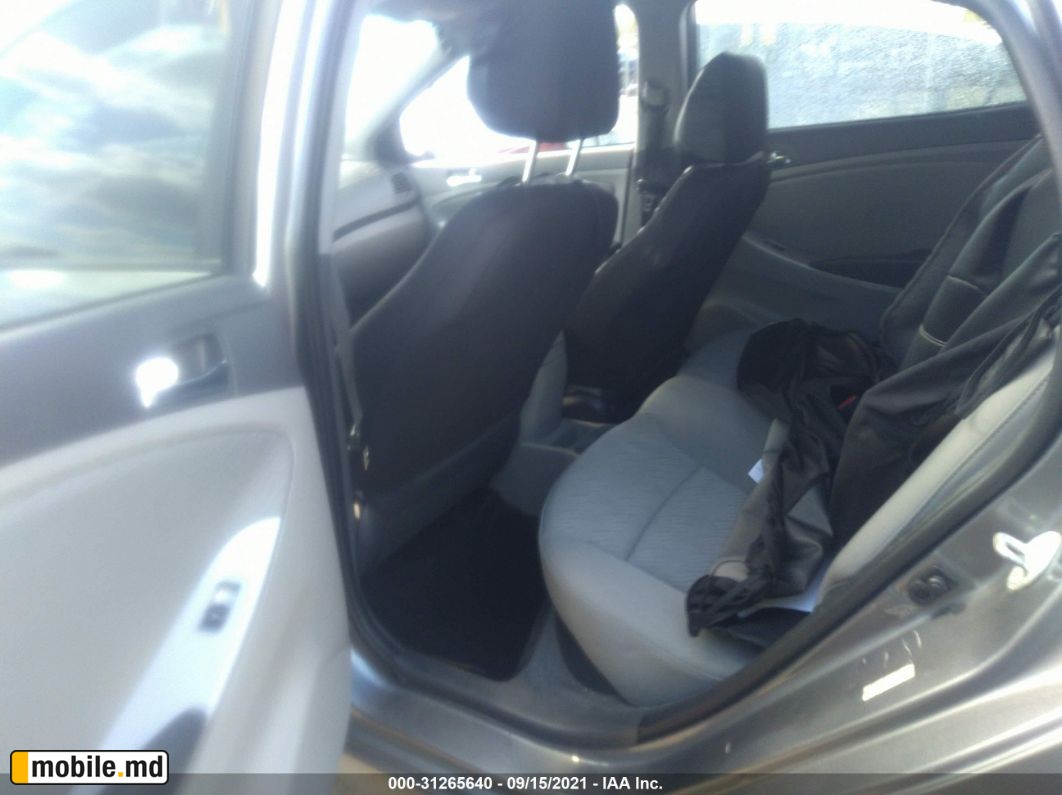 2014 Hyundai Accent — photo 8
