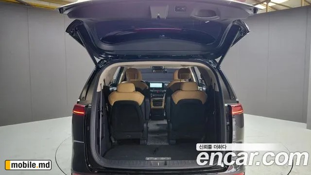 2021 Kia Canival — photo 18