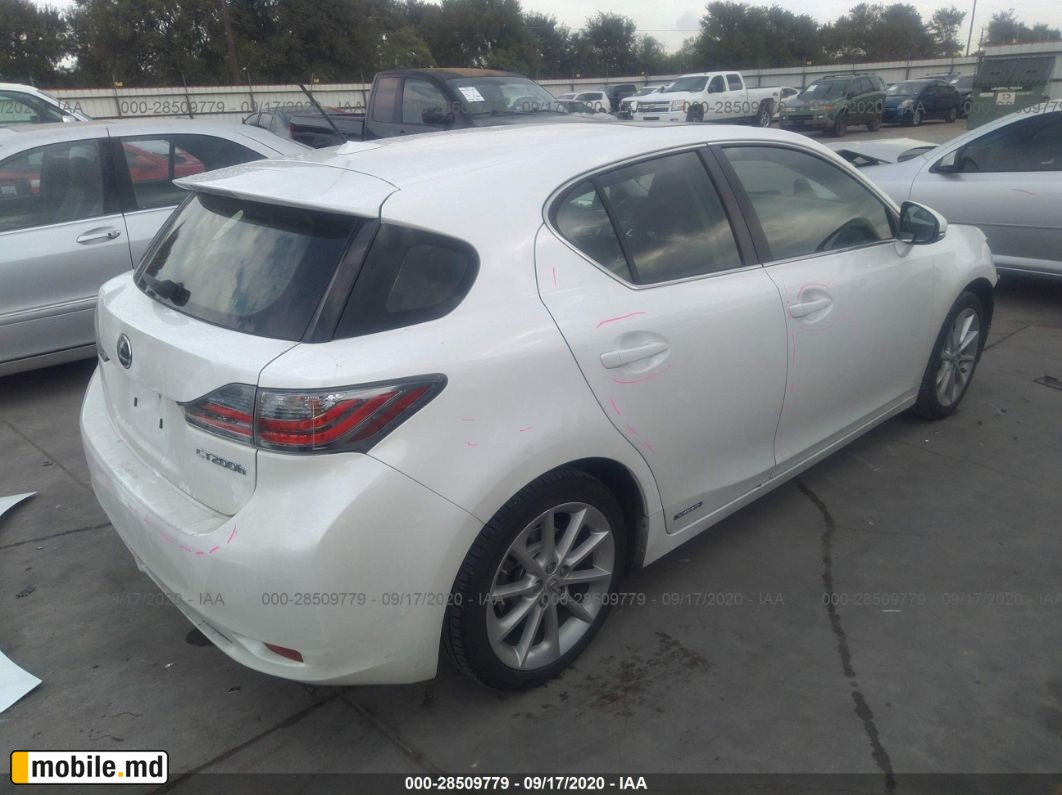 2013 Lexus CT — photo 4