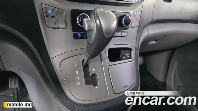 2017 Hyundai Starex — photo 9