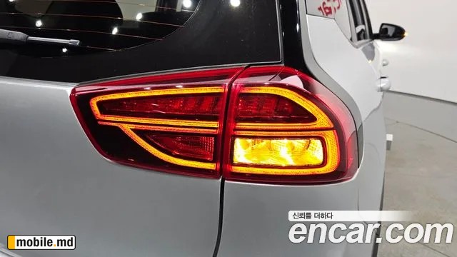 2024 Kia Niro — photo 24