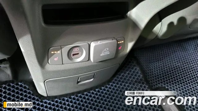 2019 Kia Canival — photo 17