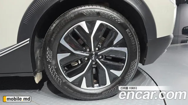 2023 Kia EV6 — photo 21