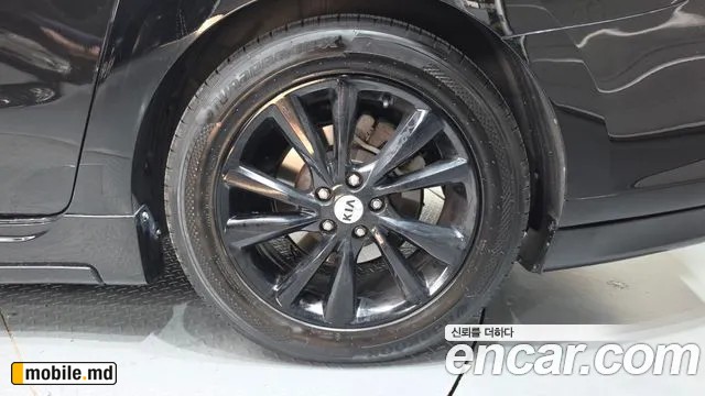 2019 Kia Canival — photo 21